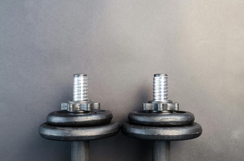 weightlifting equipment