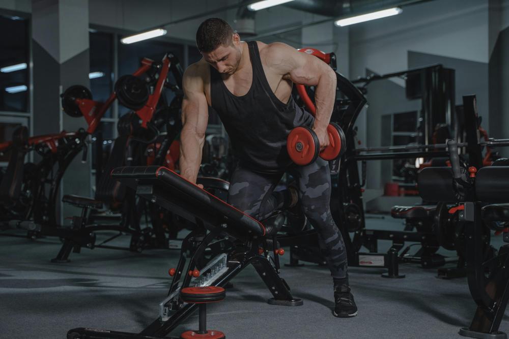 weightlifting equipment